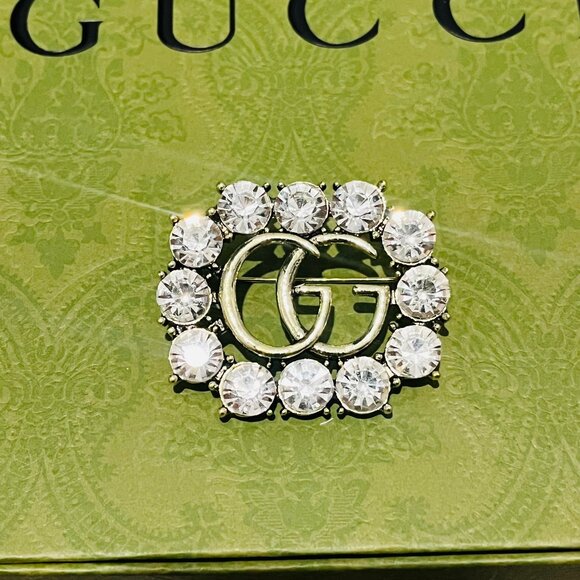 G Crystal Brooch pin initial pendant NEW - Picture 1 of 2